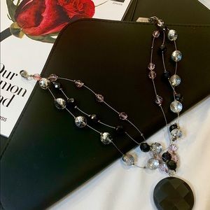 Choker necklace glass beads